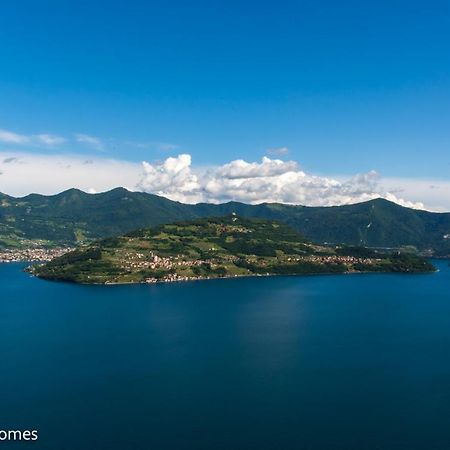 Italian Vacation Homes - Panoramic Villa Parzanica Eksteriør billede