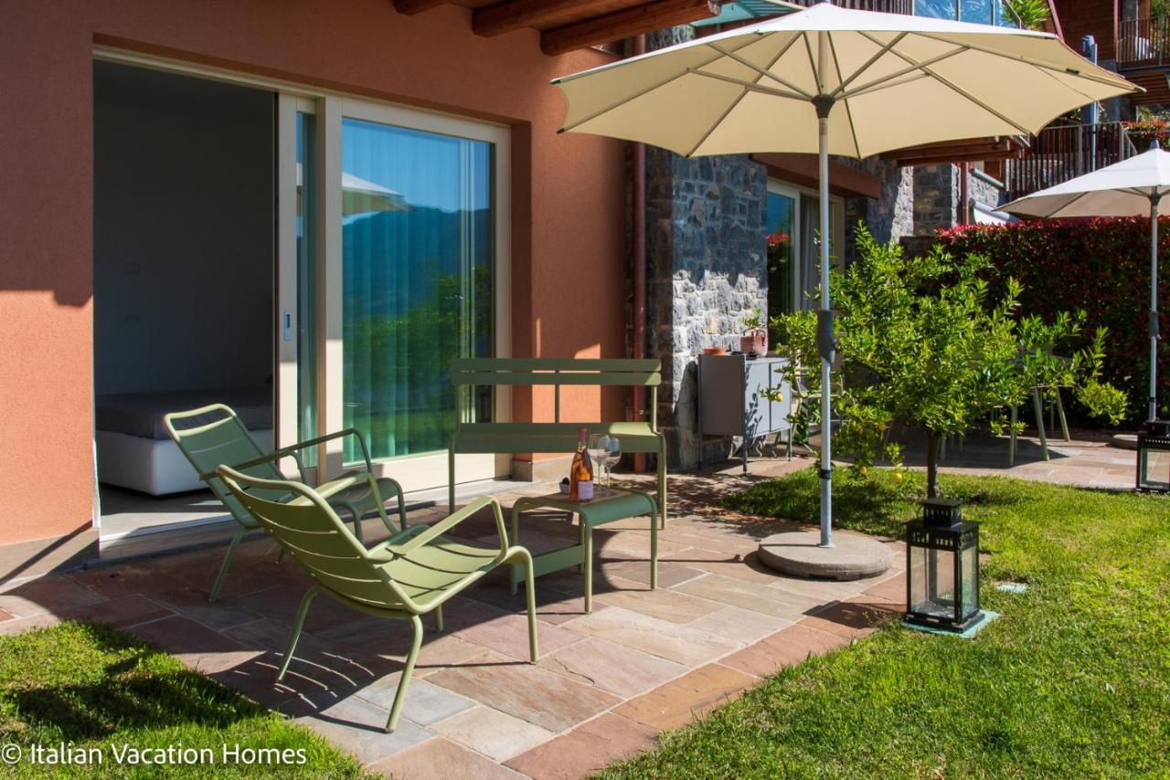 Italian Vacation Homes - Panoramic Villa Parzanica Eksteriør billede