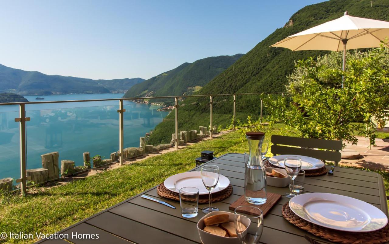 Italian Vacation Homes - Panoramic Villa Parzanica Eksteriør billede